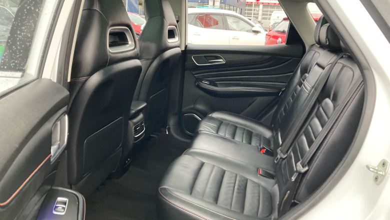 MG Hs 1.5 T-GDI Exclusive 5dr Petrol Hatchback